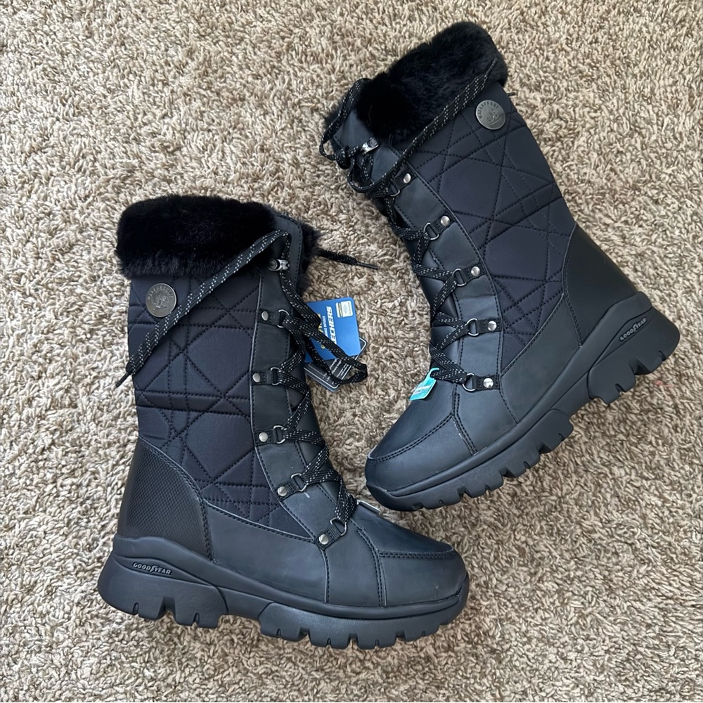 Skechers Black Quilted Winter Boots